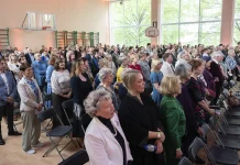 Rapla Kesklinna kool tähistas 90 aasta juubelit vilistlaste kokkutulekuga