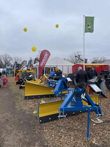 16997ddf-61d8-485a-a5f9-e1af199ed375