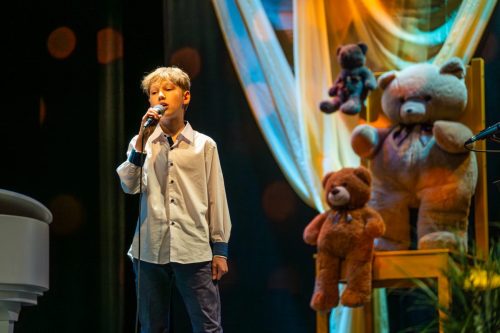 CAM05744-Enhanced-NR